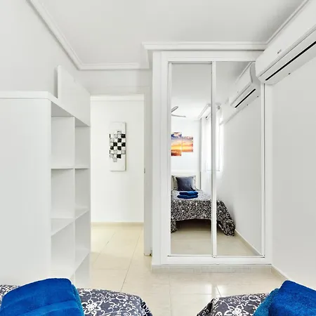 Apartment Calle Pola De Siero 38 , Two Bedroom Near Locos With Large Terrace And Air Conditioning In Every Room, Torrevieja
